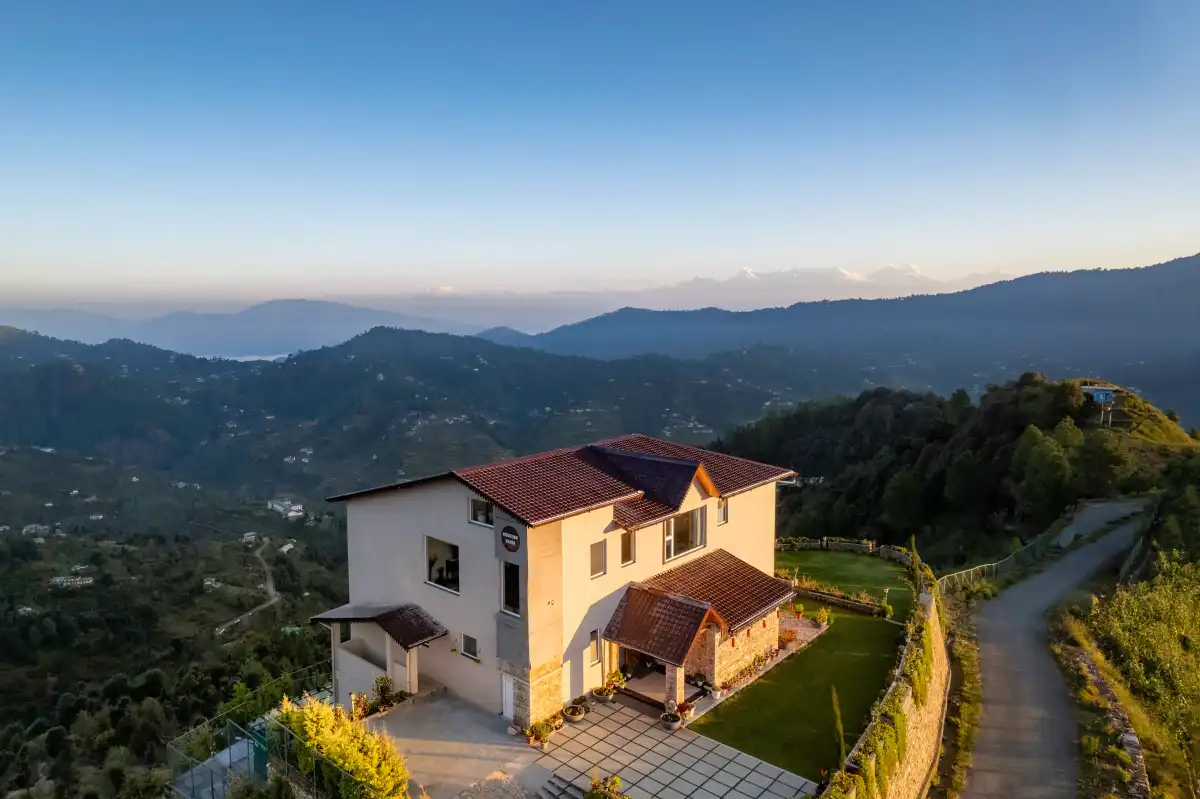 SaffronStays Ridgeview Manor, Mukteshwar