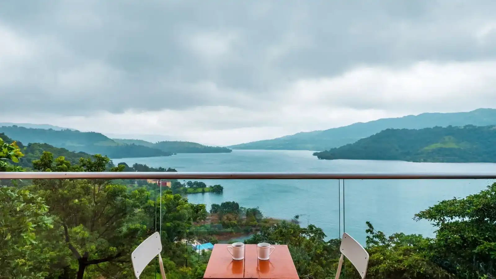 SaffronStays Riverdale, Pune