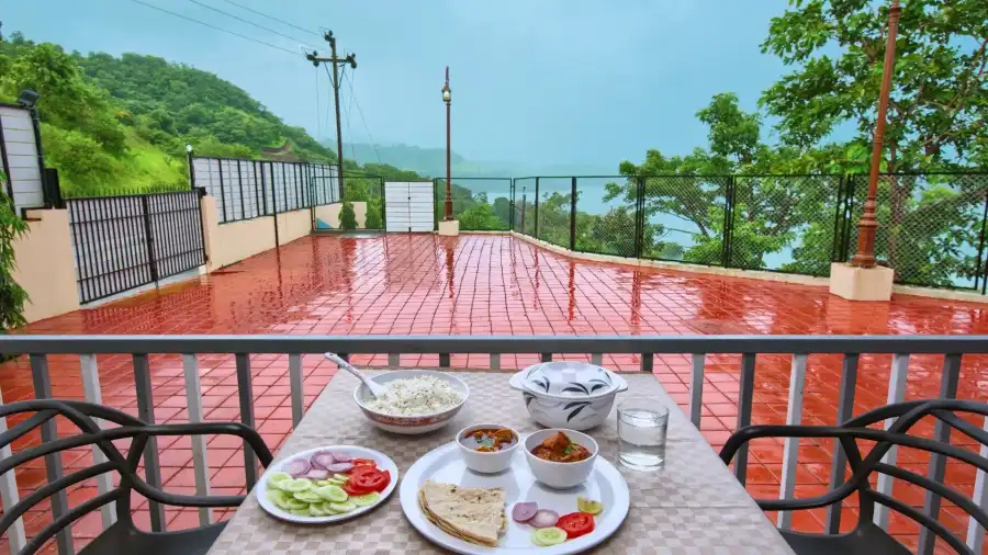 SaffronStays Riverdale, Pune