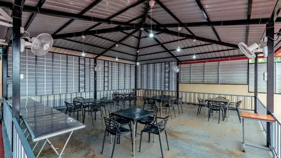 SaffronStays Riverdale, Pune