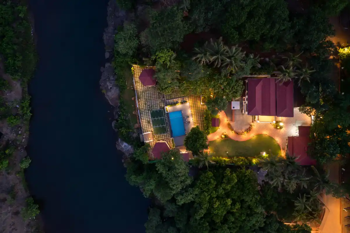 SaffronStays Riverfront Manor, Karjat
