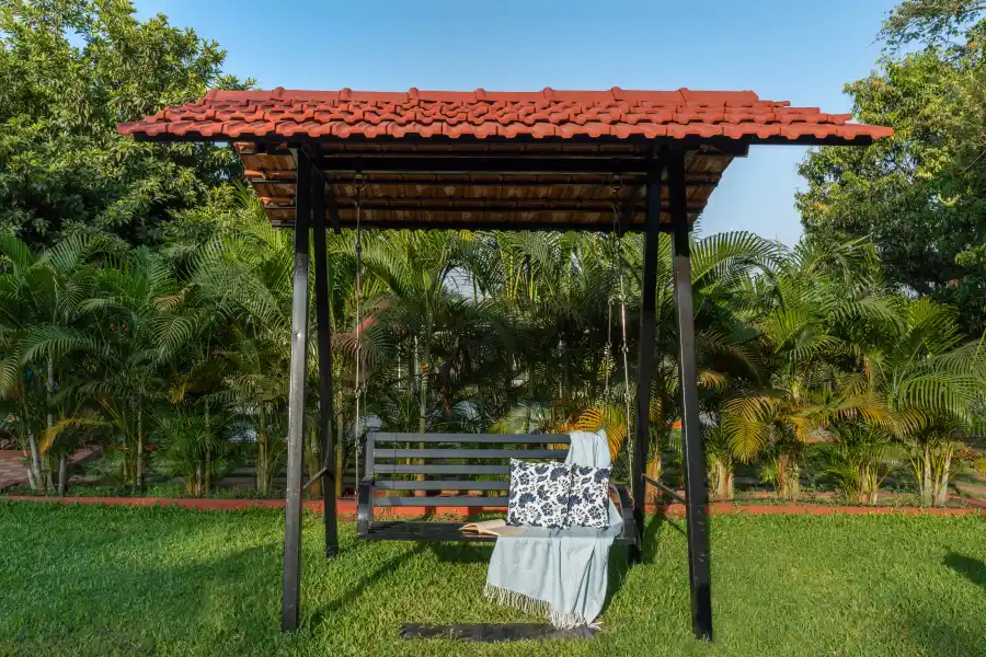 SaffronStays Riverfront Manor, Karjat