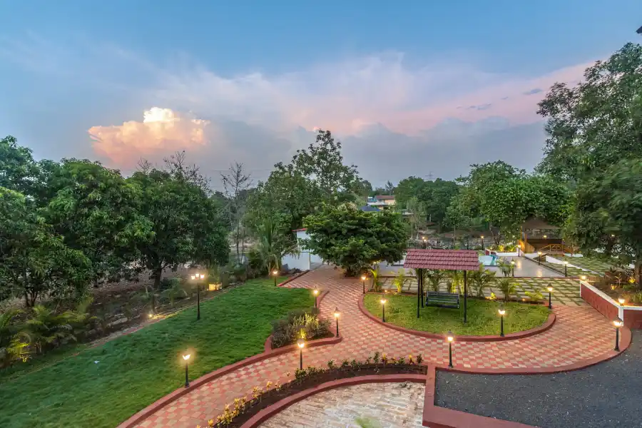 SaffronStays Riverfront Manor, Karjat