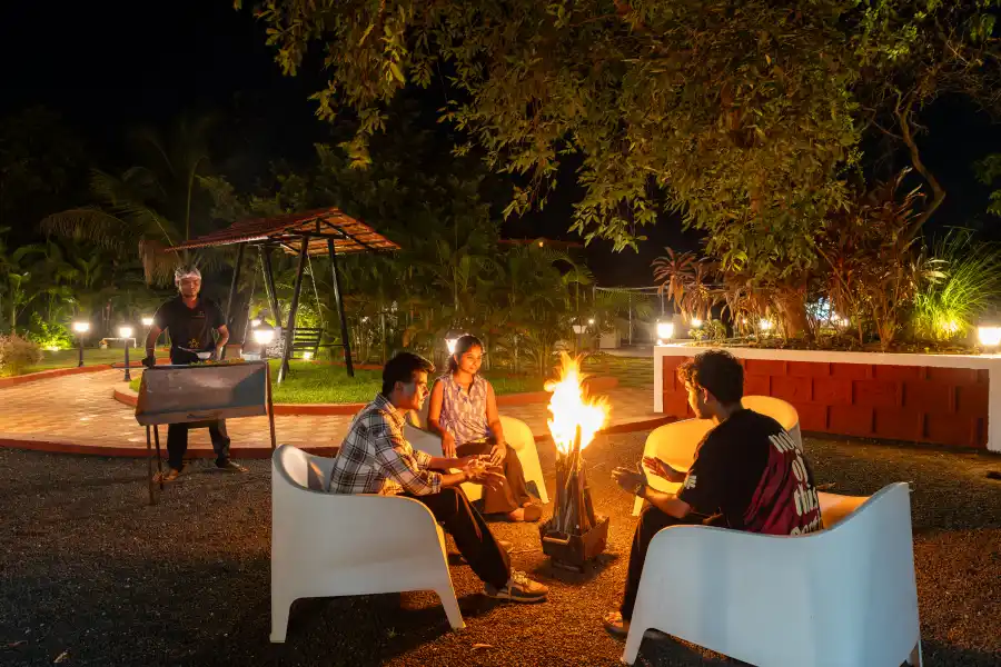 SaffronStays Riverfront Manor, Karjat