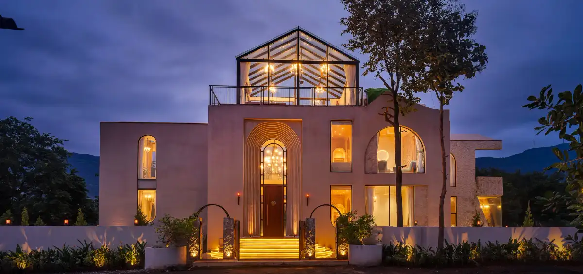 SaffronStays Roman Holiday, Karjat