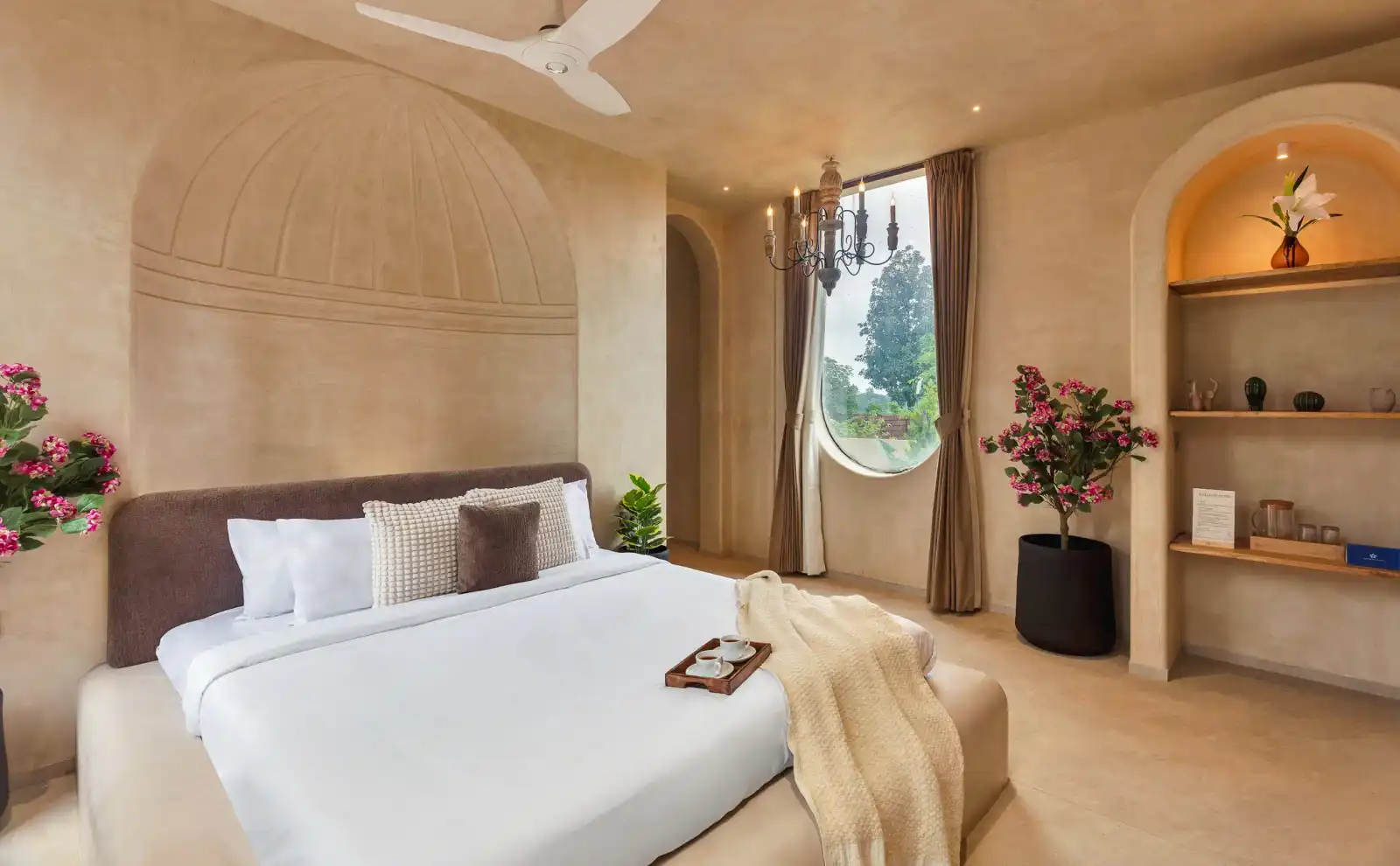 SaffronStays Roman Holiday, Karjat