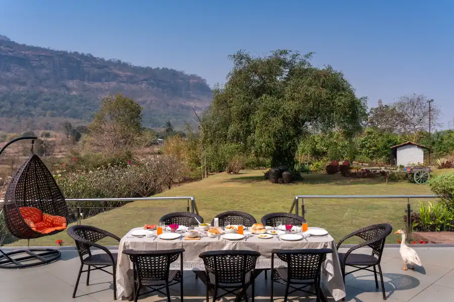 SaffronStays SanvinaFarm, Karjat