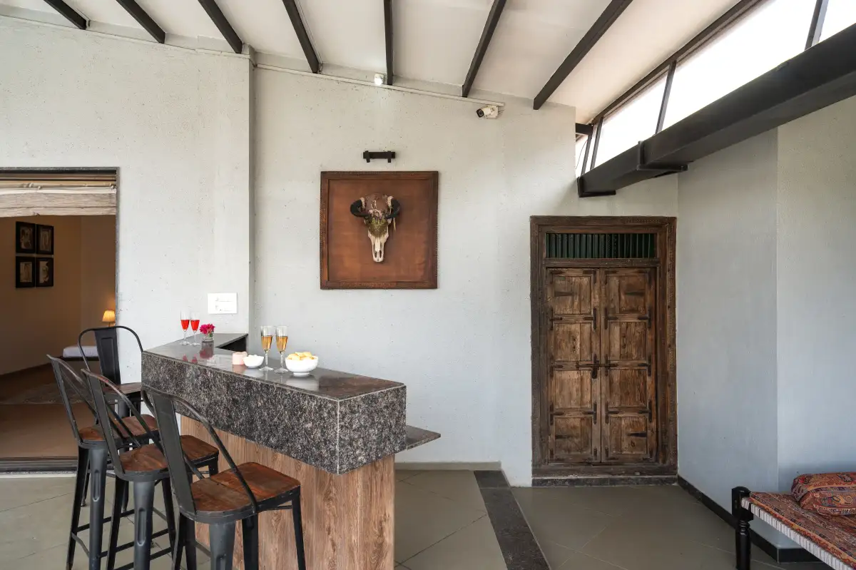 SaffronStays SanvinaFarm, Karjat