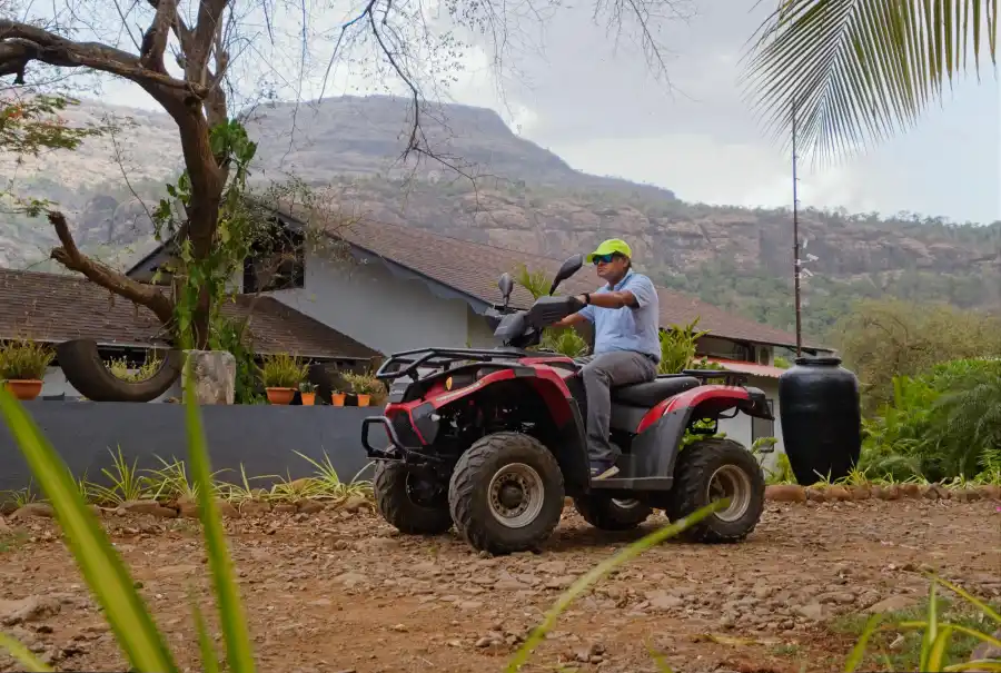 SaffronStays SanvinaFarm, Karjat