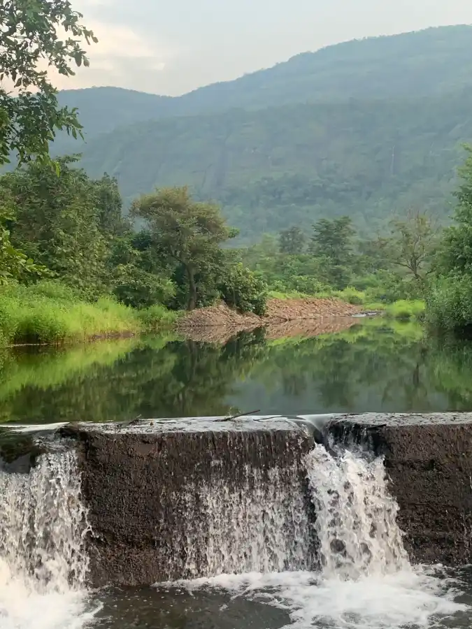 SaffronStays SanvinaFarm, Karjat