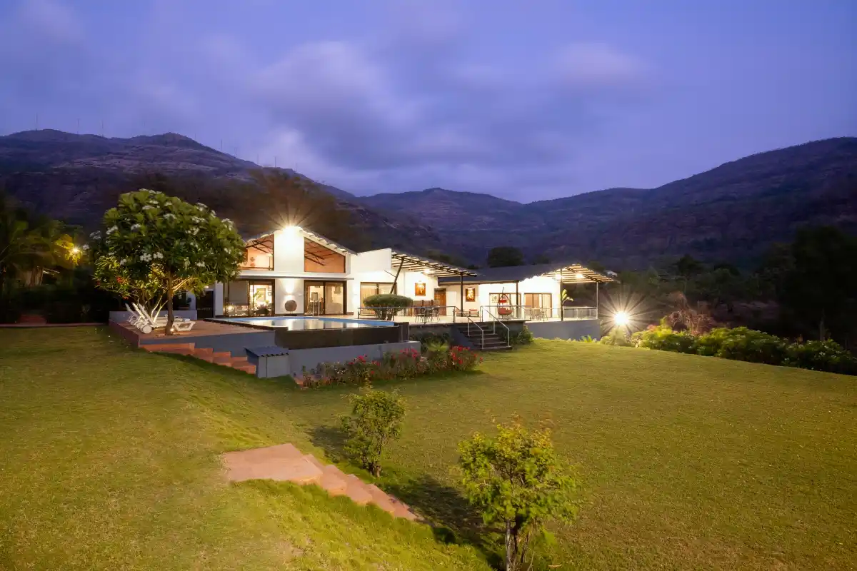 SaffronStays SanvinaFarm, Karjat