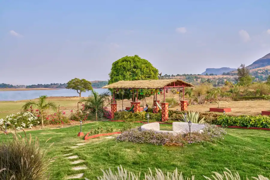 SaffronStays Sarvam, Igatpuri
