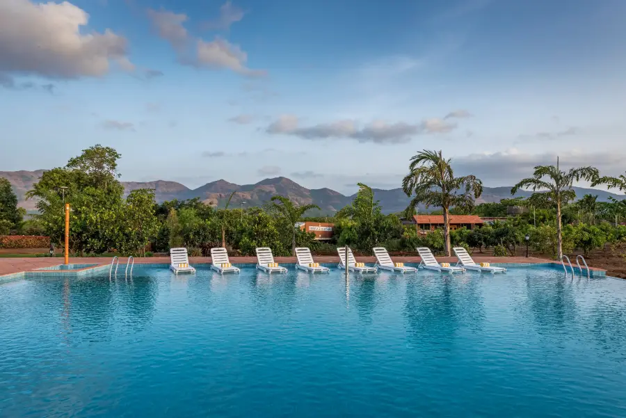 SaffronStays SATORI Perch, Mulshi