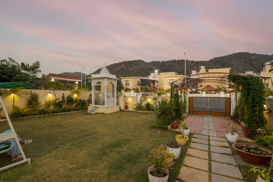 SaffronStays Shreevats, Udaipur