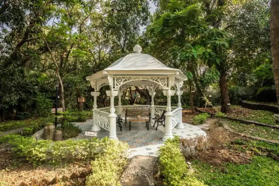 SaffronStays SidDes, Vikramgad