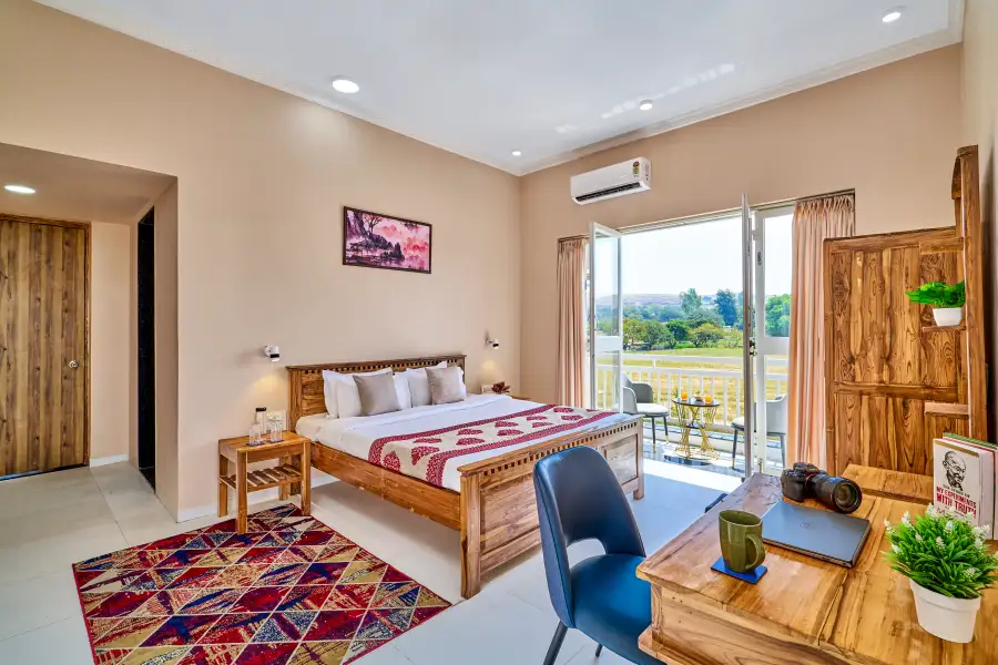 SaffronStays Six Oaks, Nashik