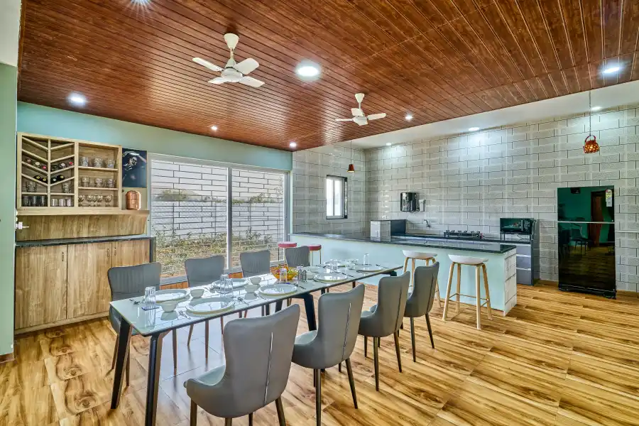 SaffronStays Six Oaks, Nashik