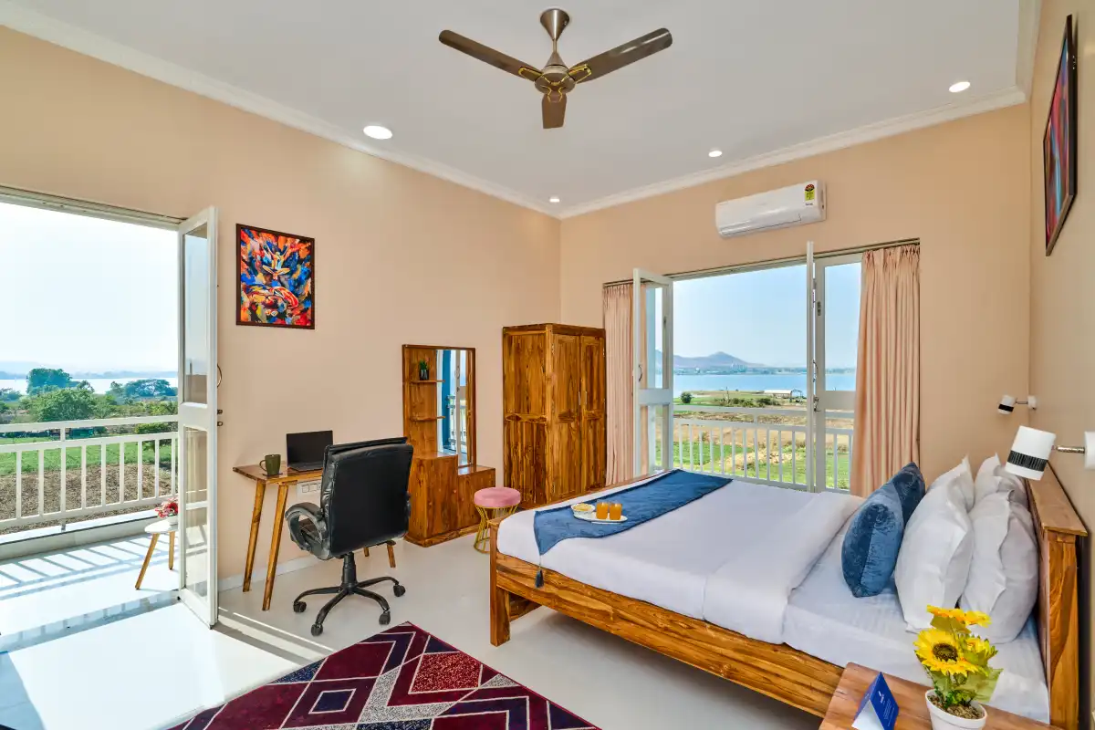SaffronStays Six Oaks, Nashik
