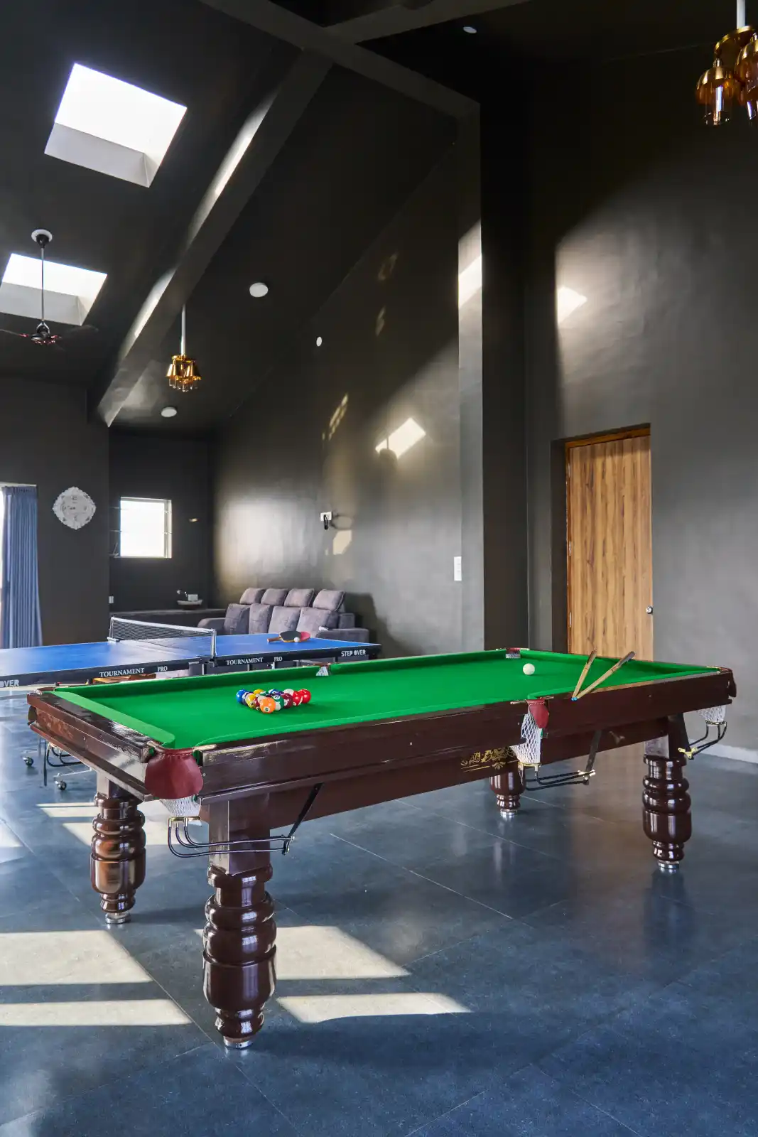 SaffronStays Six Oaks, Nashik