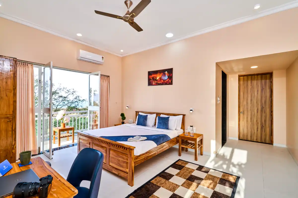 SaffronStays Six Oaks, Nashik