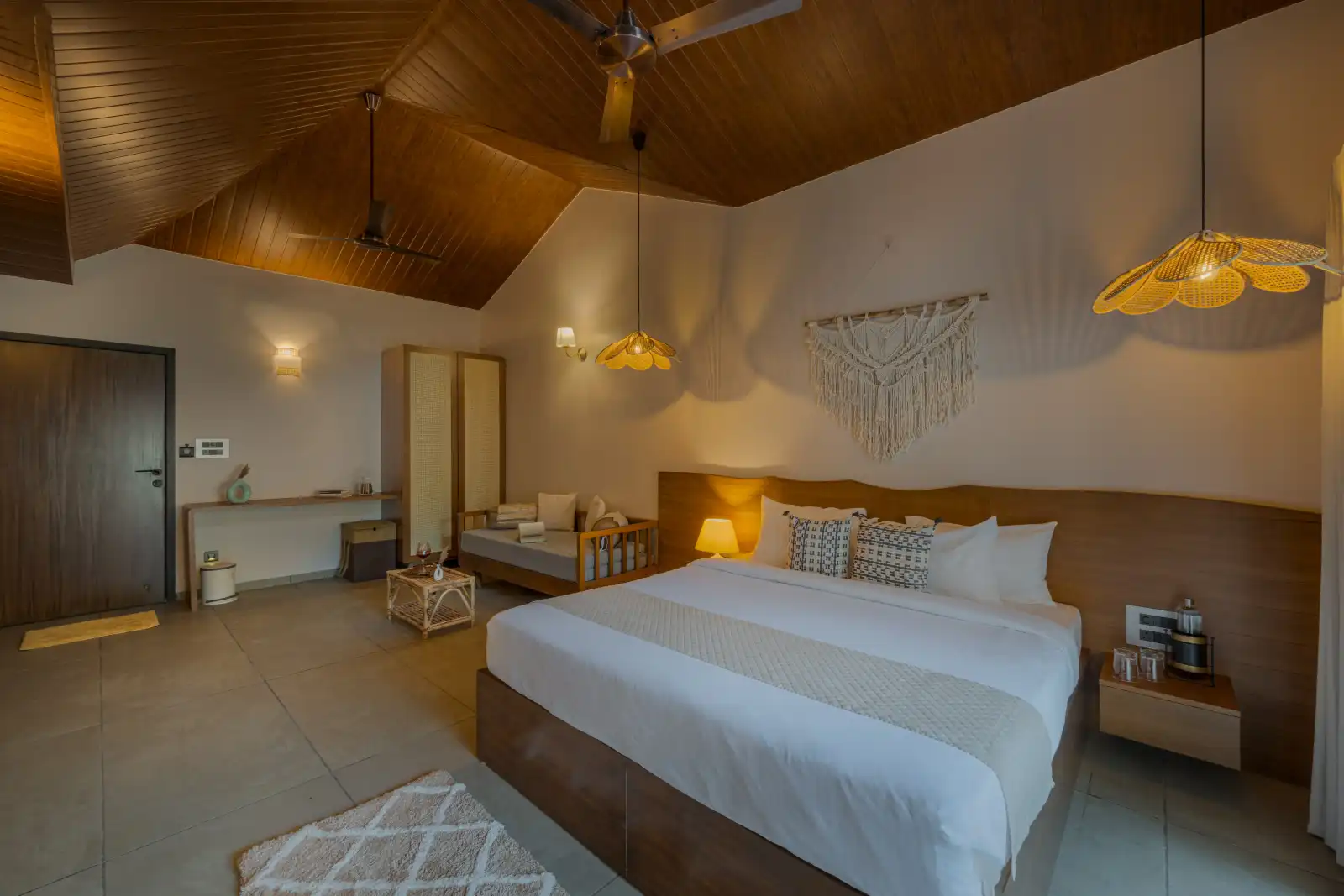 SaffronStays Skyfall, Panchgani