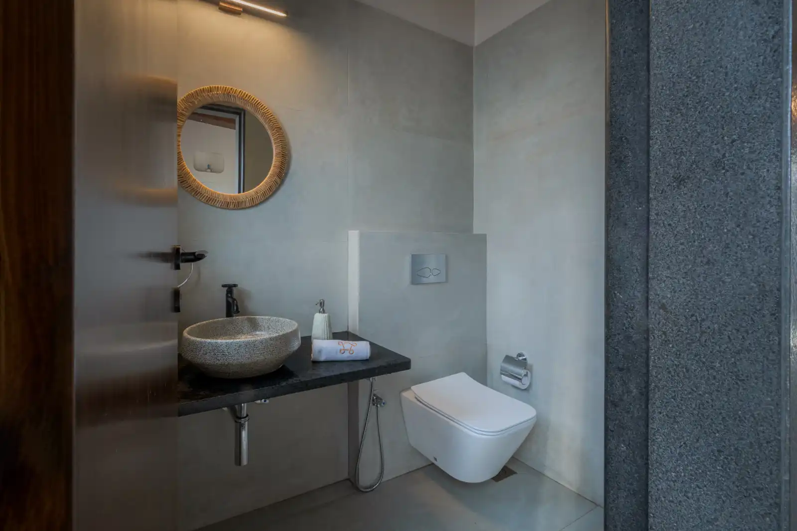 SaffronStays Skyfall, Panchgani