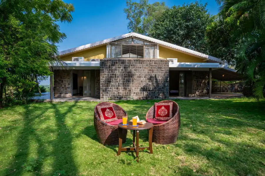 SaffronStays Sommeliers Choice, Nashik