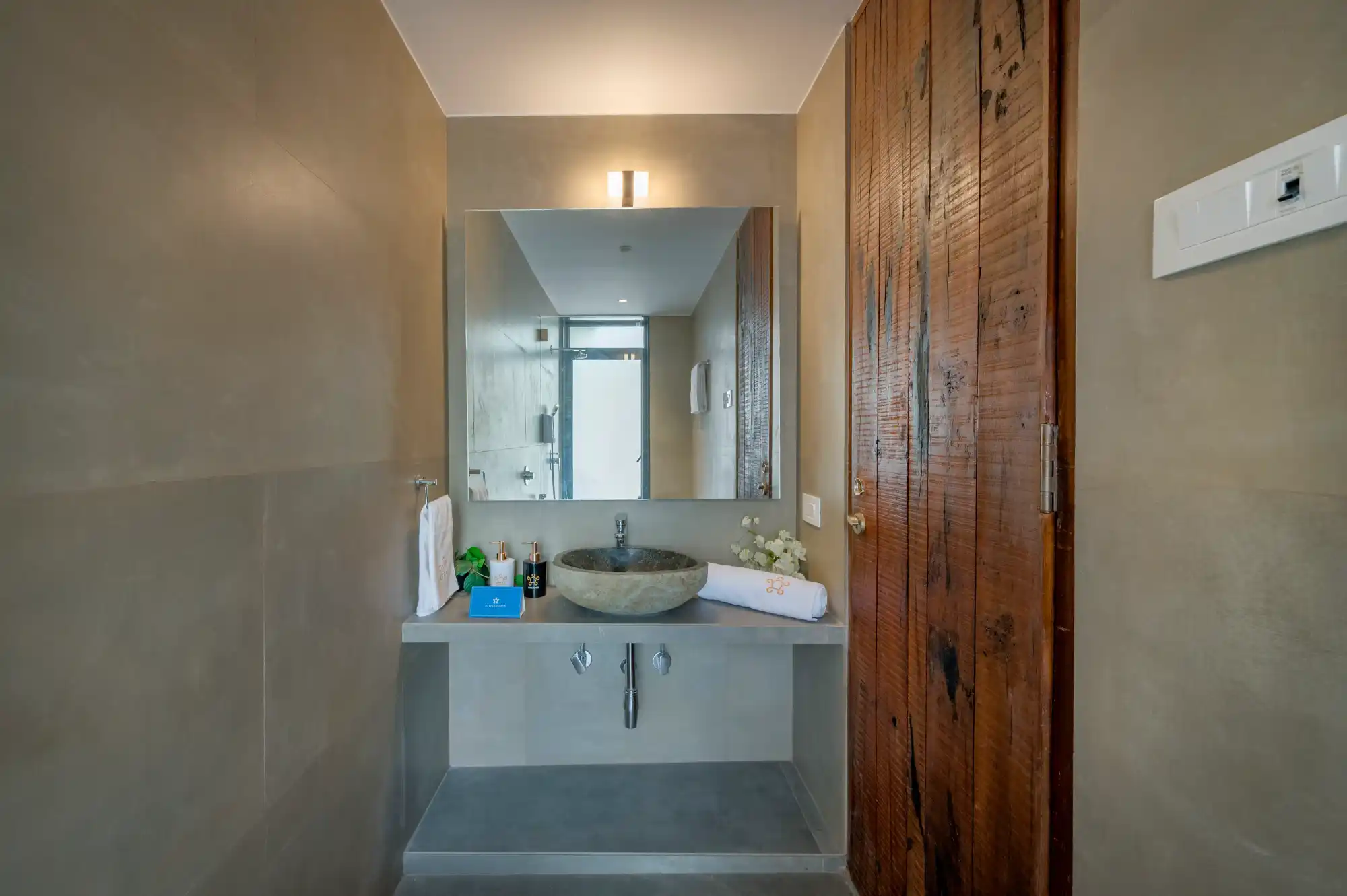 SaffronStays Sonnet, Khopoli