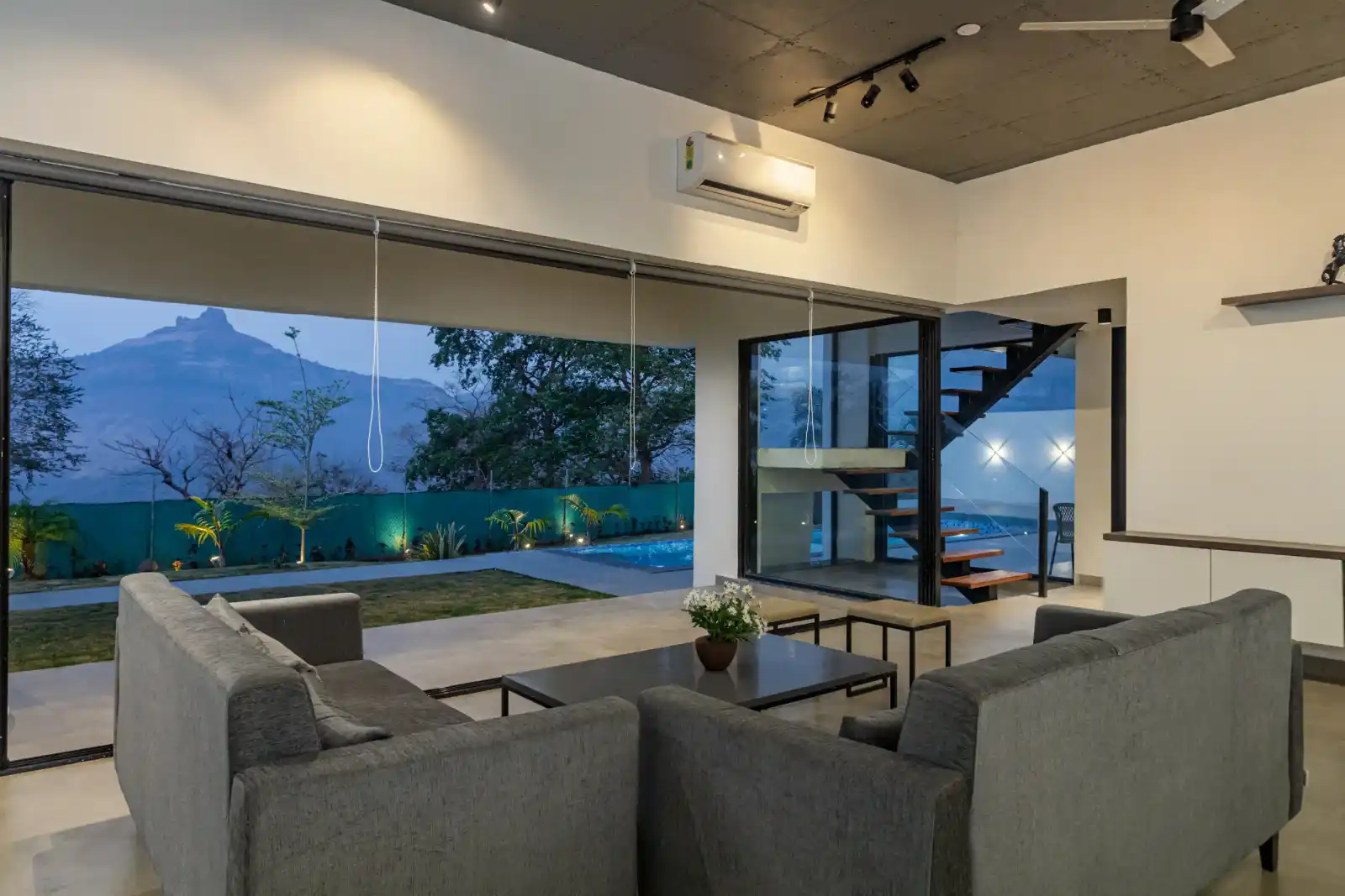 SaffronStays Stargazer, Karjat
