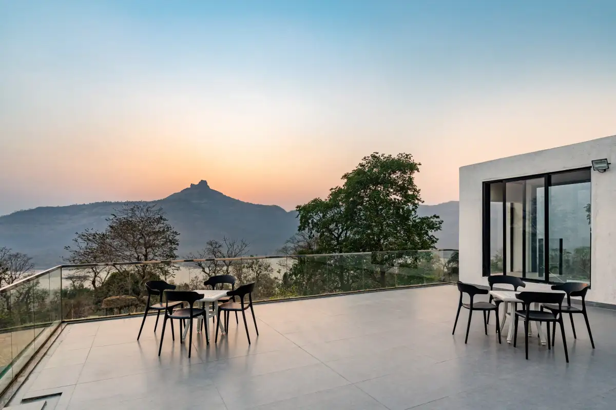 SaffronStays Stargazer, Karjat