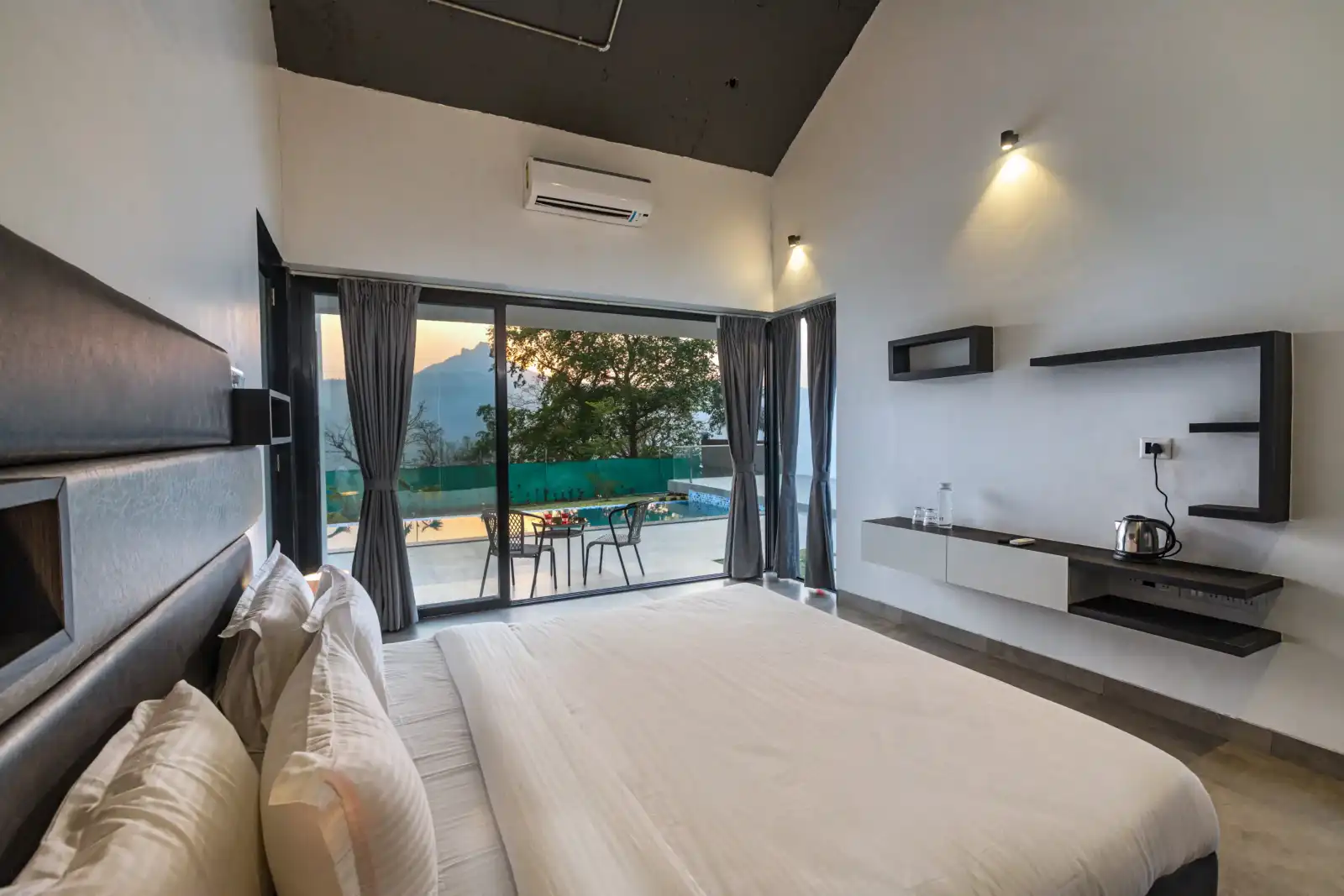 SaffronStays Stargazer, Karjat