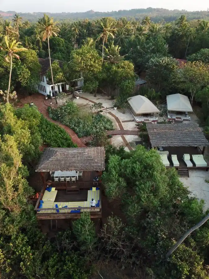 SaffronStays Stella Maris, Redi