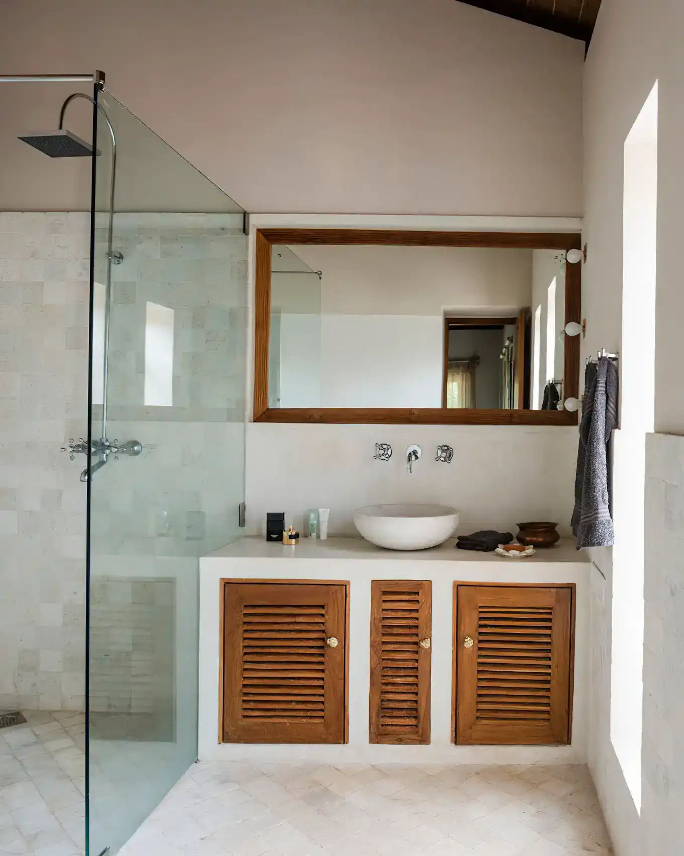 SaffronStays Stella Maris, Redi