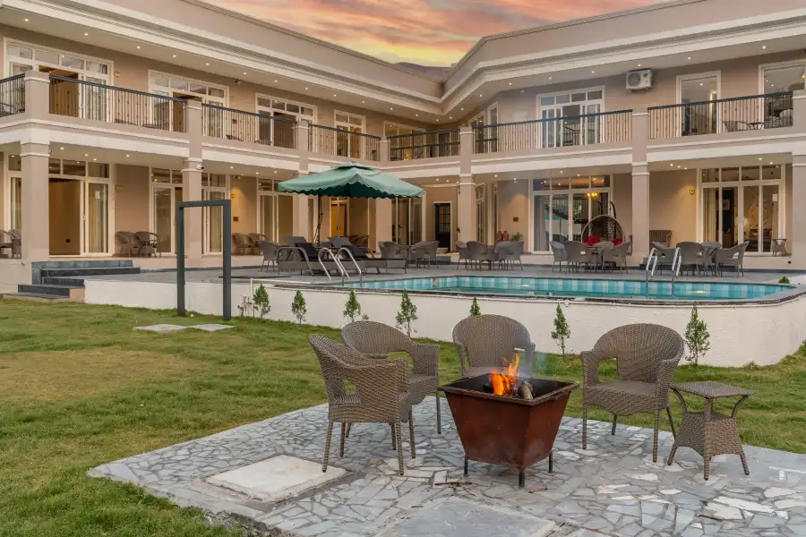 SaffronStays Sukh Saklana, Rishikesh