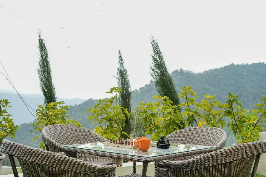 SaffronStays Summer Estate, Kasauli