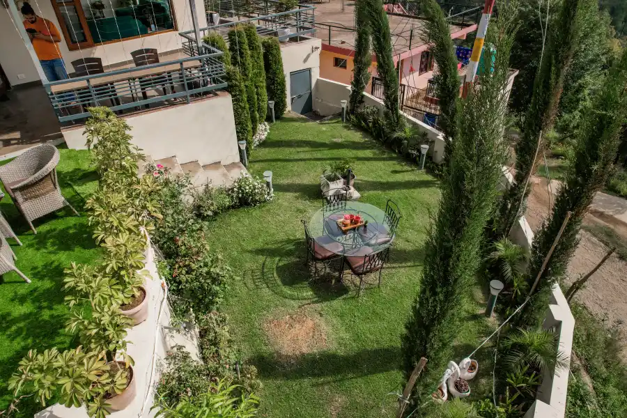 SaffronStays Summer Estate, Kasauli