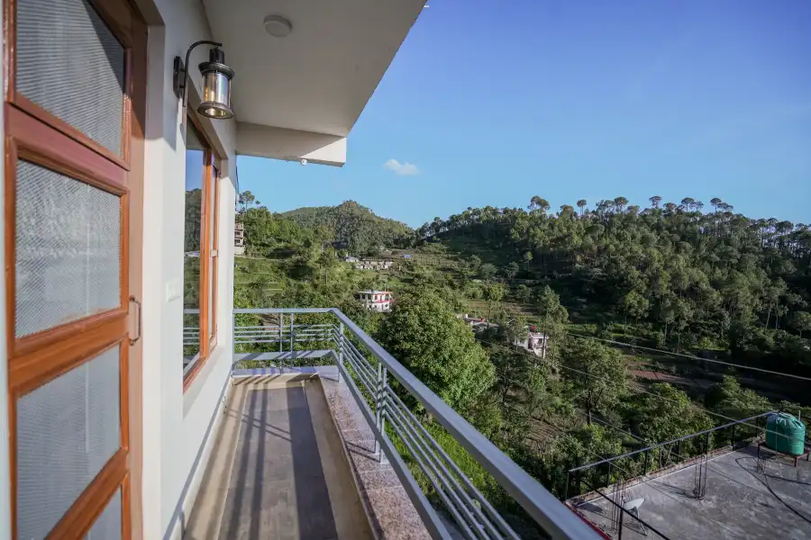 SaffronStays Summer Estate, Kasauli