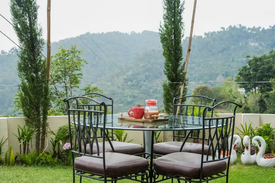 SaffronStays Summer Estate, Kasauli