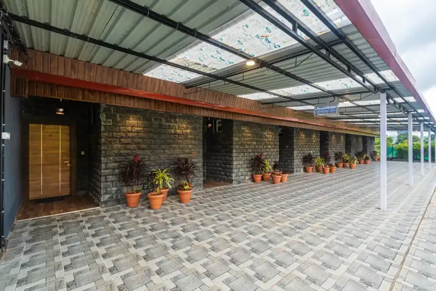 SaffronStays Sundowner, Karjat