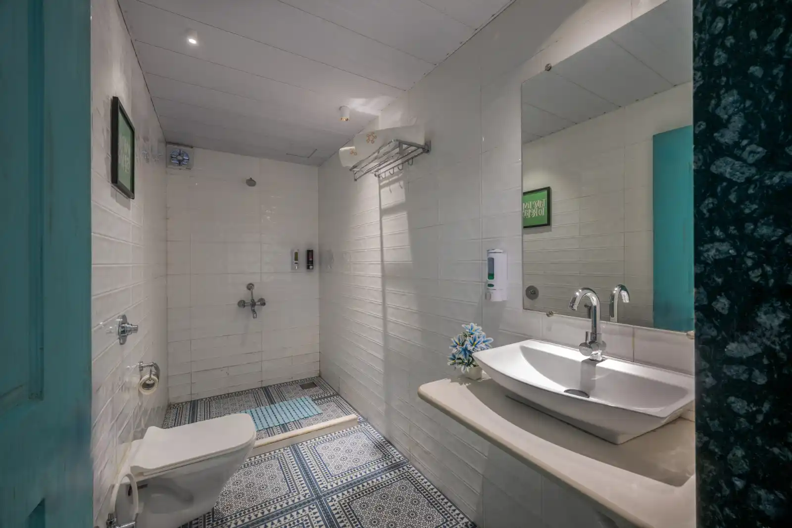 SaffronStays The Blue, Panchgani
