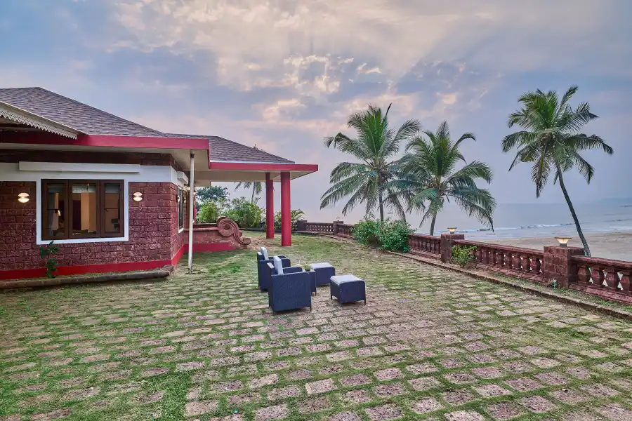SaffronStays The Devrai, Khavane