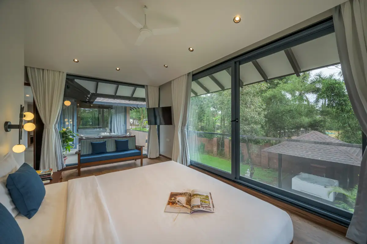 SaffronStays The Glass, Panchgani