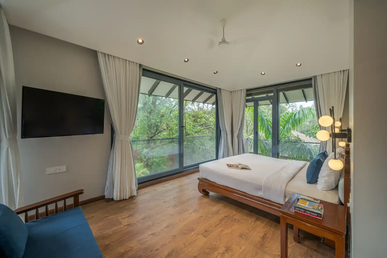 SaffronStays The Glass, Panchgani