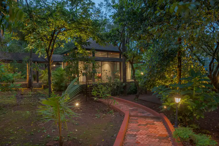 SaffronStays The Glasshouse, Panchgani