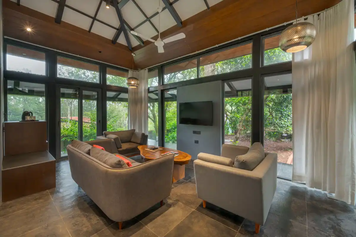 SaffronStays The Glasshouse, Panchgani