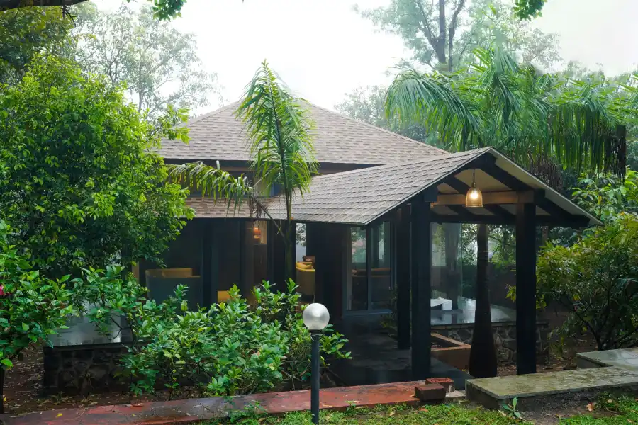 SaffronStays The Glasshouse, Panchgani
