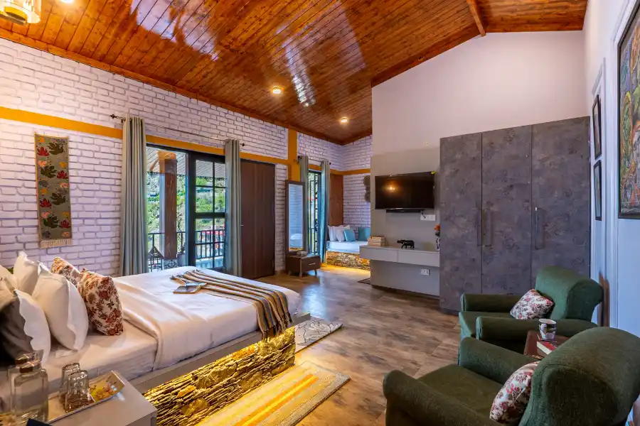 SaffronStays The Rhodoville, Kanatal