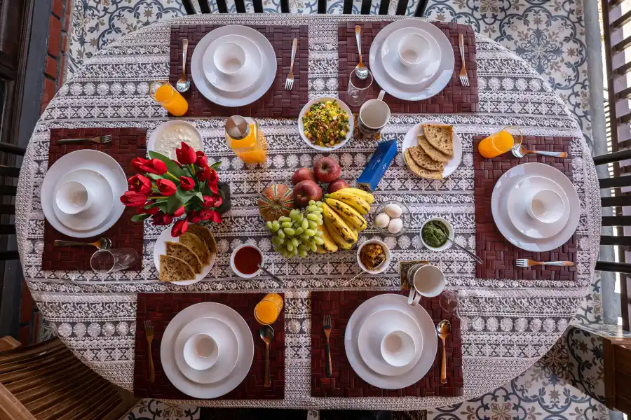 SaffronStays The Rhodoville, Kanatal