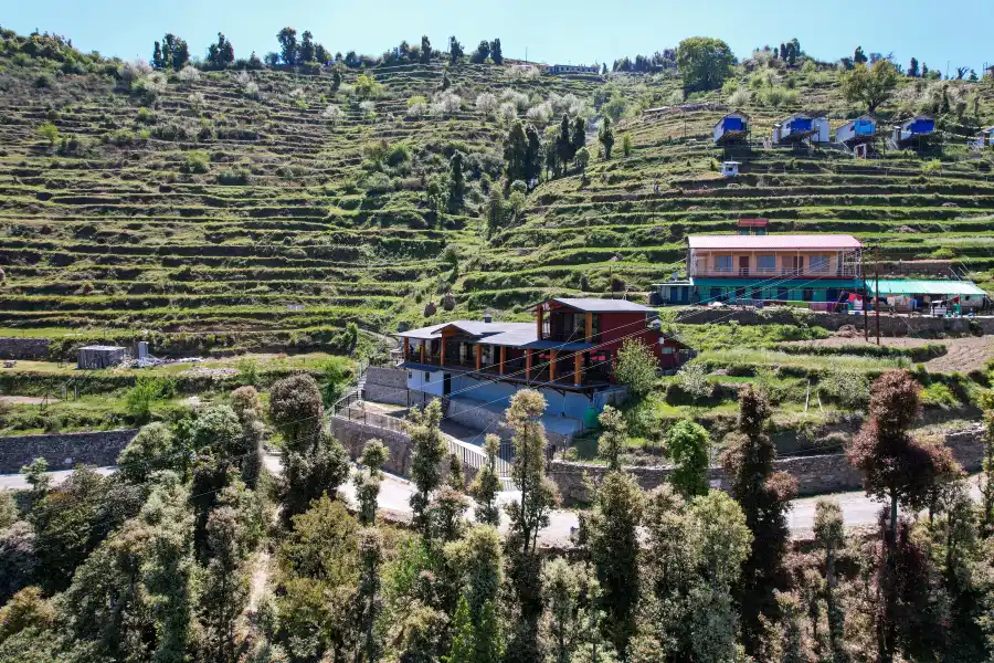 SaffronStays The Rhodoville, Kanatal