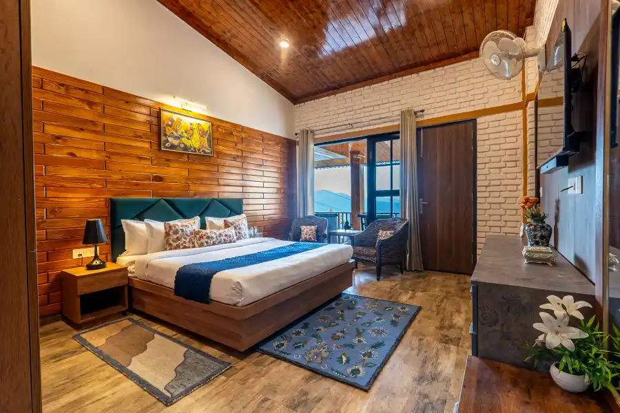SaffronStays The Rhodoville, Kanatal